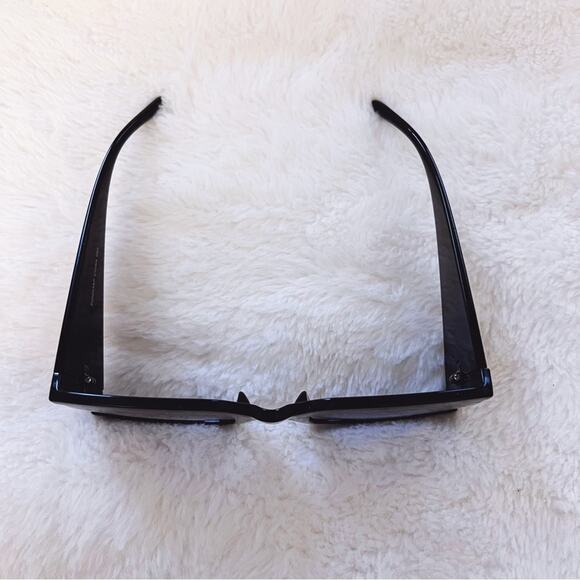 Fiona Black Oversized Rectangle Thick Sunglasses - Picture 8 of 12